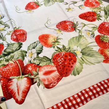 Tovaglia Fragoline 140x240cm 2