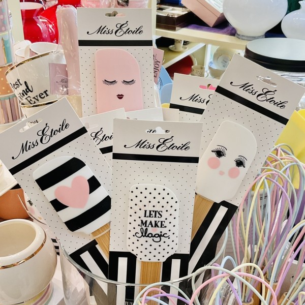 Miss Etoile- Spatola Magic